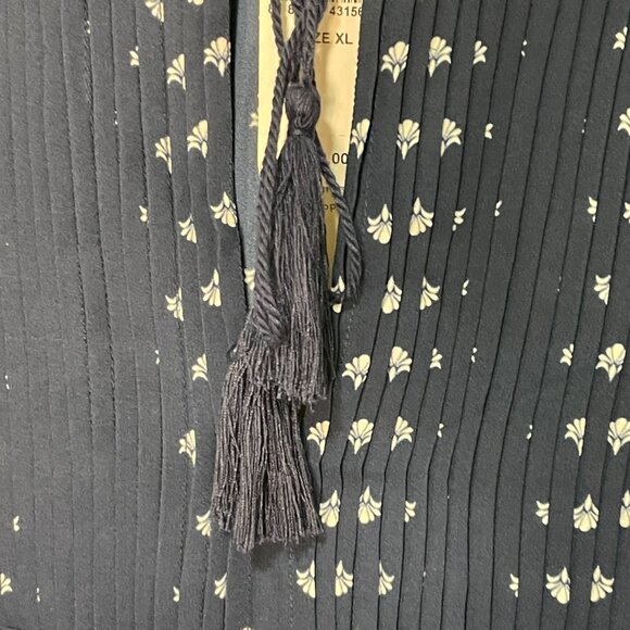 (NWT) NYDJ Pleated Blouse, Navy/White/Red - XL - Picture 6 of 7